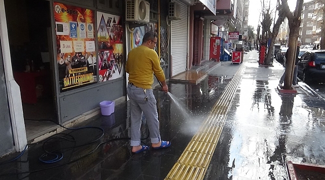 Diyarbakır'da yeni kontrollü normalleşme dönemi başladı, iş yeri sahipleri kepenk açtı