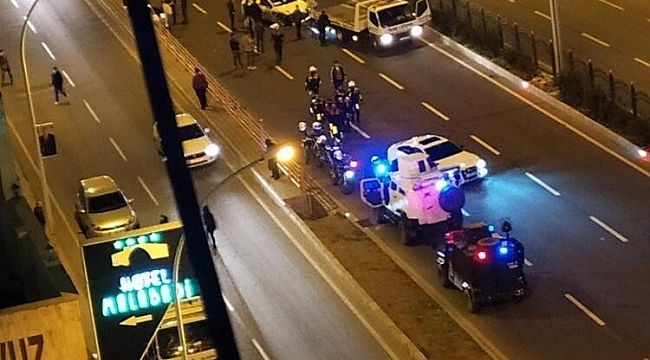 Diyarbakır'da zincirleme kaza; 3 araç trafiği altüst etti
