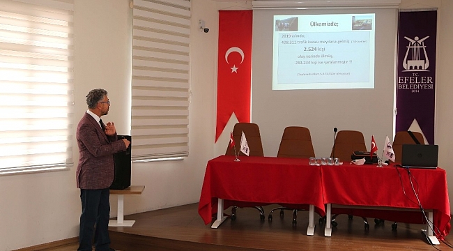 Efeler Belediyesi'nden ücretsiz ilk yardım eğitimi
