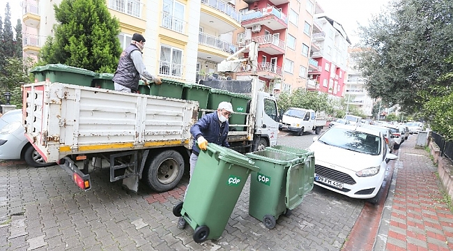 Efeler'de çöp kovaları yenileniyor