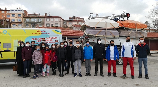 Eğirdirli yelkenciler Bodrum'dan 4 madalyayla döndü