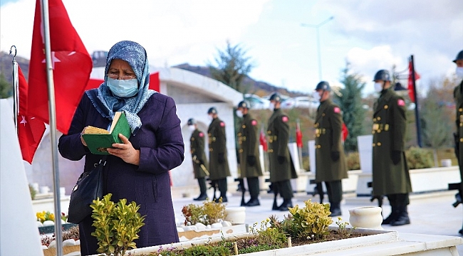 Elazığ Valisi Yırık, " Çanakkale Zaferi, bir milletin diriliş zaferidir"