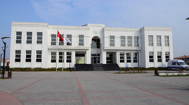 Erenler'de kumaş pazarına korona engeli
