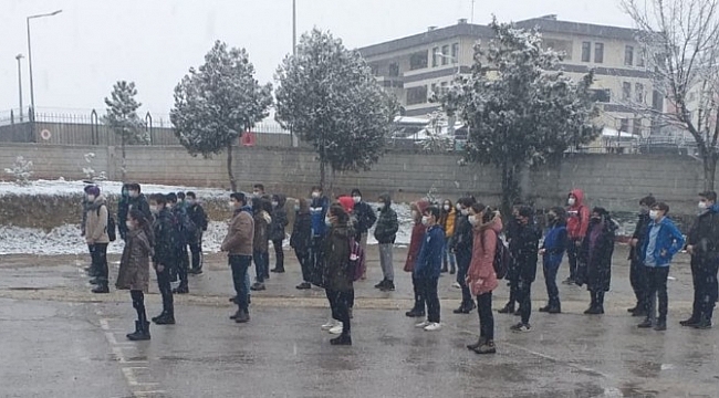 Eskişehir'de 'yüz yüze eğitim' için ilk ders zili çaldı