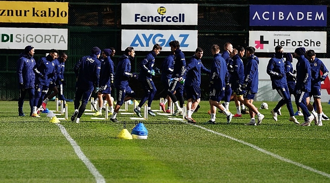 Fenerbahçe, Antalyaspor hazırlıklarını sürdürdü