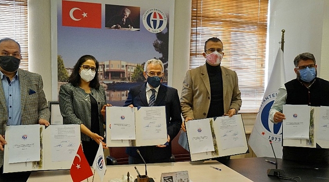 GAÜN güvenli bölgedeki eğitim faaliyetlerine devam ediyor
