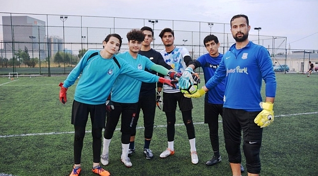 Geleceğin kalecileri Yunusemre'de yetişiyor