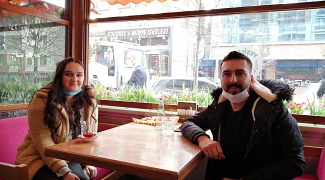 Genç çift Covid denetimindeki başkandan nikahlarını kıyma sözü aldı