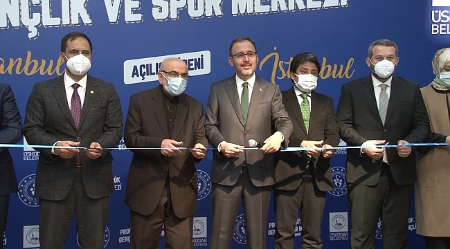 Gençlik ve Spor Bakanı Mehmet Kasapoğlu: "Birileri şovla, lafla, karşı çıkmakla vakit geçire dursun"