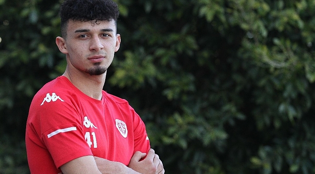 Gökdeniz Bayrakdar: "Beşiktaş'tan da teklif geldi"