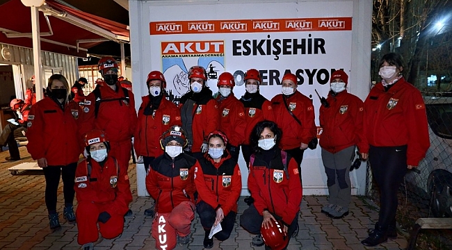 Gönüllü kadınlar "Arama Kurtarma" operasyonlarına katılıyor