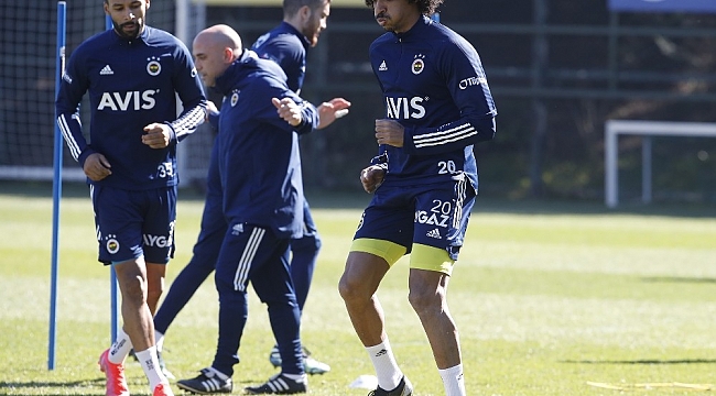 Gustavo, takımla çalışmalara başladı