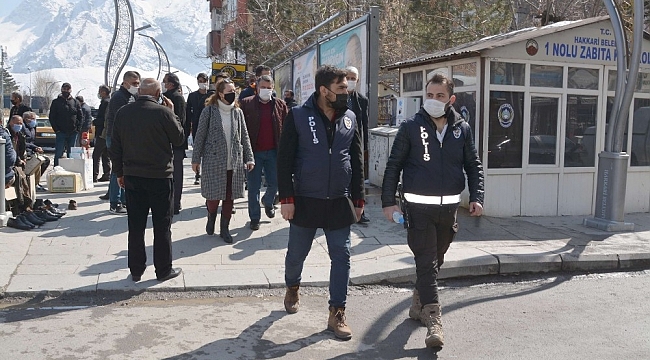 Hakkari'de kontrolü normalleşme denetimleri sürüyor