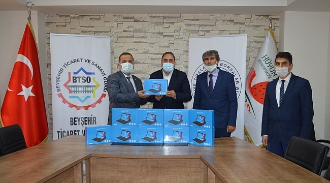 Hüyük'te uzaktan eğitime tablet desteği
