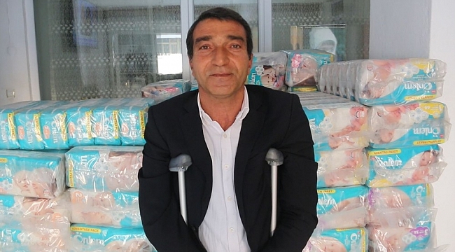 İhtiyaç sahiplerine tekerlekli sandalye ve bez desteği