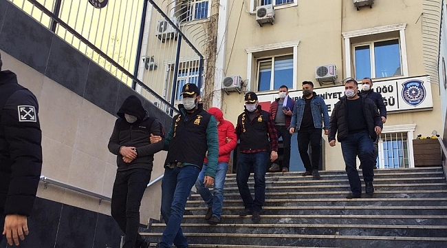İstanbul'da 6 olayda 500 Bin liralık kapkaç yapan şahıslar kamerada