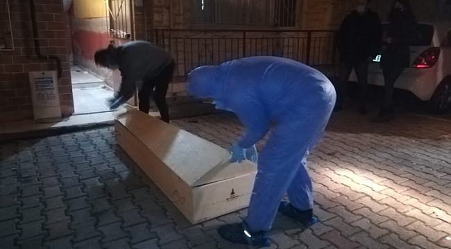 İzmir'de şüpheli ölüm: Trans birey çekyat içerisinde ölü bulundu