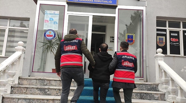 Jandarma dedektiflerinden kaçamadılar