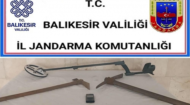 Kaçak defineciler suçüstü yakalandı