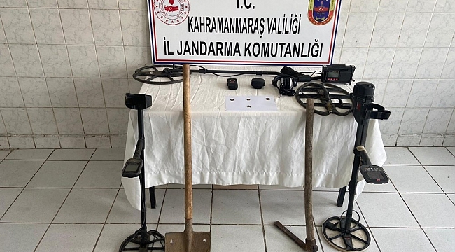 Kahramanmaraş'ta kaçak kazıya 4 gözaltı