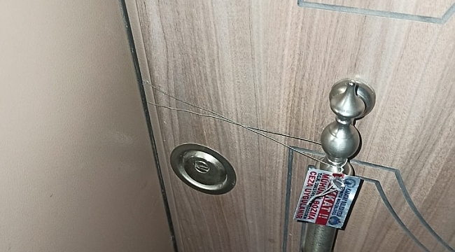 Kahvehaneye çevrilen apartman dairesinde polise yakalandılar