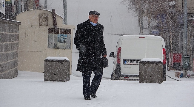 Kara kış geri geldi