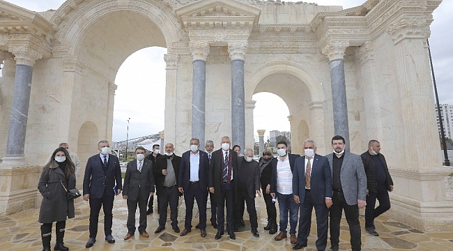 Karalar: "Yapılmamışları yapıyoruz, yapacağız"