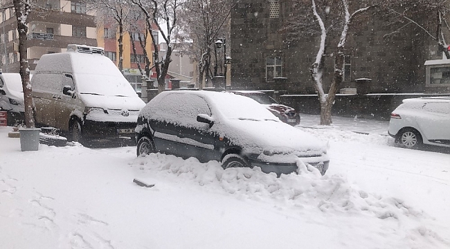 Kars'ta kış hüküm sürüyor