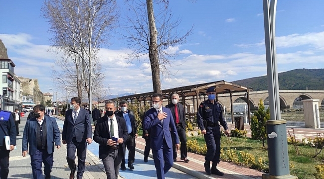 Kaymakam Akpay, salgınla mücadeleye destek istedi