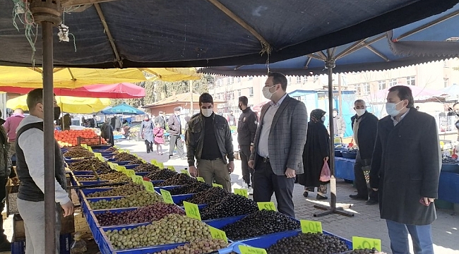 Kaymakam Çırak'tan ilçe pazarında denetim