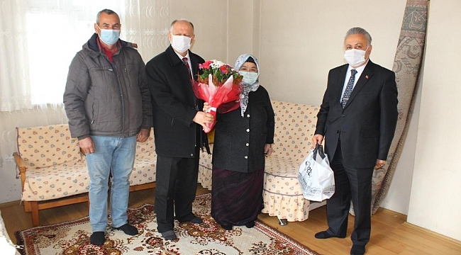 Kaymakam Çorumluoğlu'ndan ihtiyaç sahibi ailelere destek