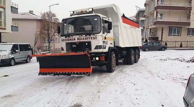 Keçiören'de kar mesaisi