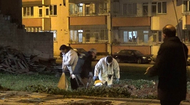 Kilis'e Suriye'den atılan roketler saplandığı topraktan çıkarıldı
