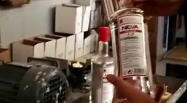 Kocaeli'de tonlarca kaçak etil alkol ele geçirildi