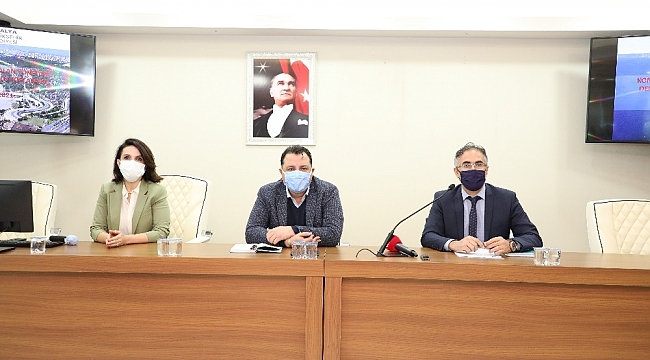 Konyaaltı Sahili Alan Yönetimi sezona hazırlık toplantısı yaptı