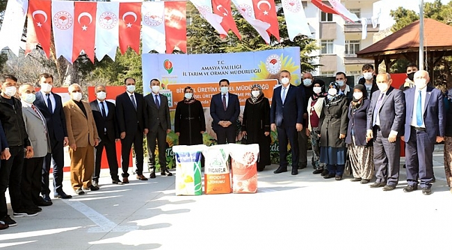 Kuraklığın etkili olduğu Amasya'da çiftçilere ayçiçeği tohumu desteği