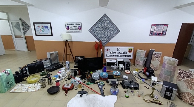 Kütahya'da 3 hırsızlık zanlısı yakalandı
