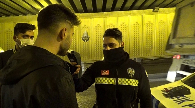 Lüks otomobil bariyere çarptı, sürücüde çelişki yaşandı