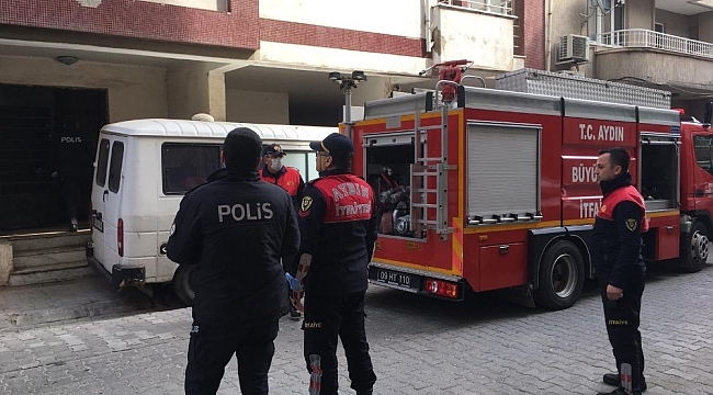 Mahallenin korkulu rüyası haline gelen metruk binada yangın çıktı