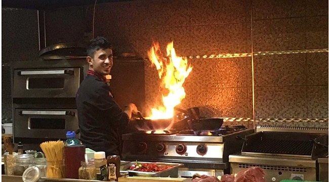 Malazgirt'in otlu peynirinden yapılan pizzaya yoğun ilgi