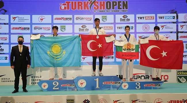 Mamak Belediyesi Tekvando Takımı şampiyon oldu