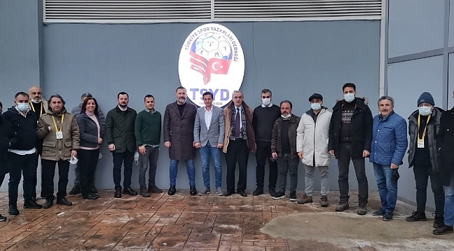 Mehmet Yiğit Alp: "Abdullah Avcı ile uzun süre çalışılmasından yanayım"