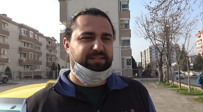 Mesleğini değil mutlu olduğu işi yapıyor