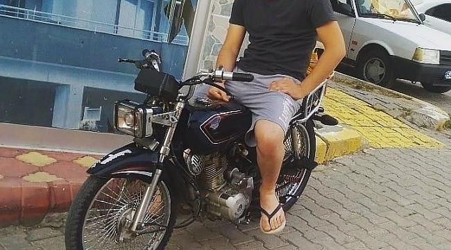 Mıcır yolda ağaca çarpan motosikletli sürücüsü hayatını kaybetti