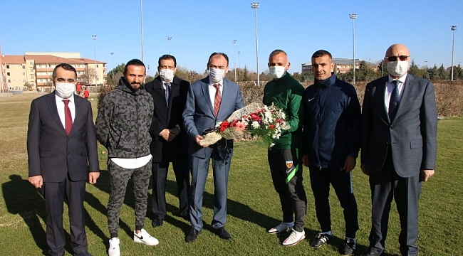 Milli Eğitim'den Kayserispor'a moral ziyareti