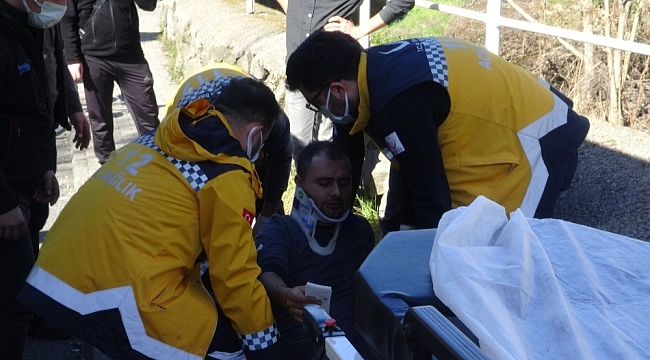 Motosiklet kaldırıma çarptı: 1 yaralı
