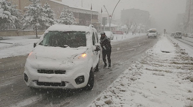 Muş'ta 134 köy yolu ulaşıma kapandı