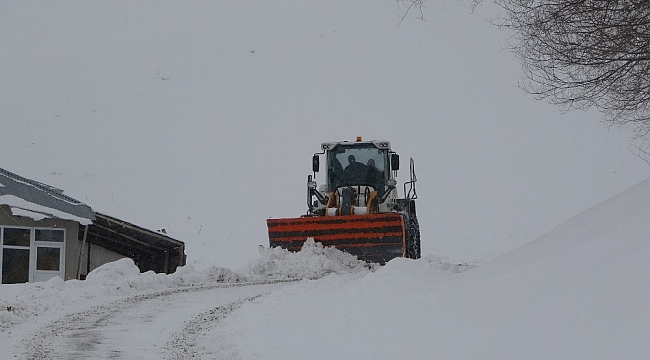 Muş'ta 234 köy yolu ulaşıma kapandı