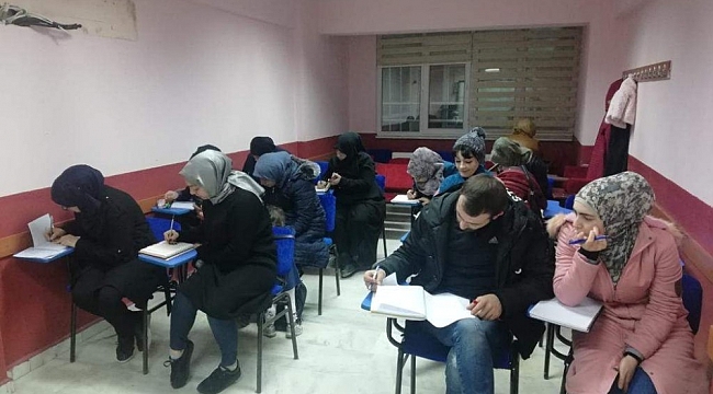 Nazilli'deki yabancılar Türkçe eğitim aldı