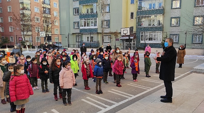 Niğde'de 38 bin 911 öğrenci eğitime başladı